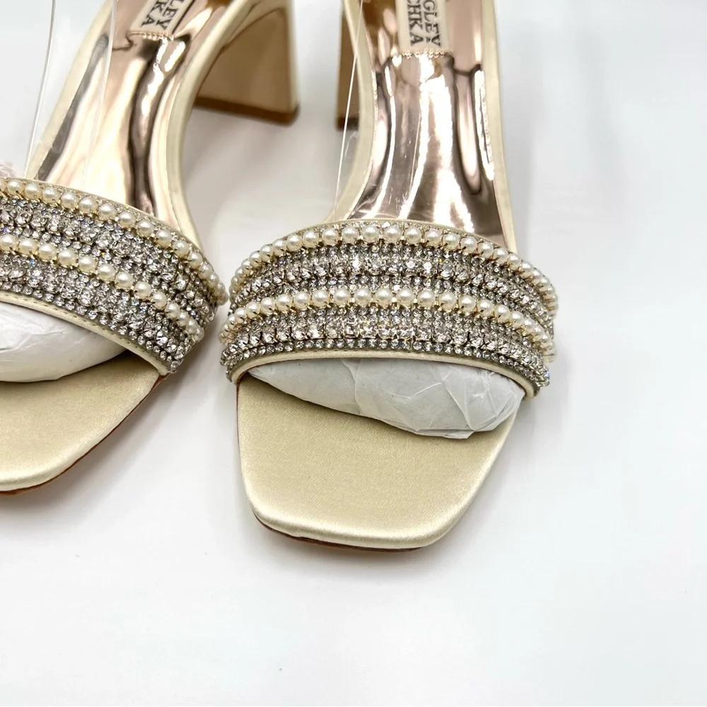 Badgley Mischka Size 6.5 Kameryn‎ Ivory Satin Jeweled Dress Sandals Heels Shoes